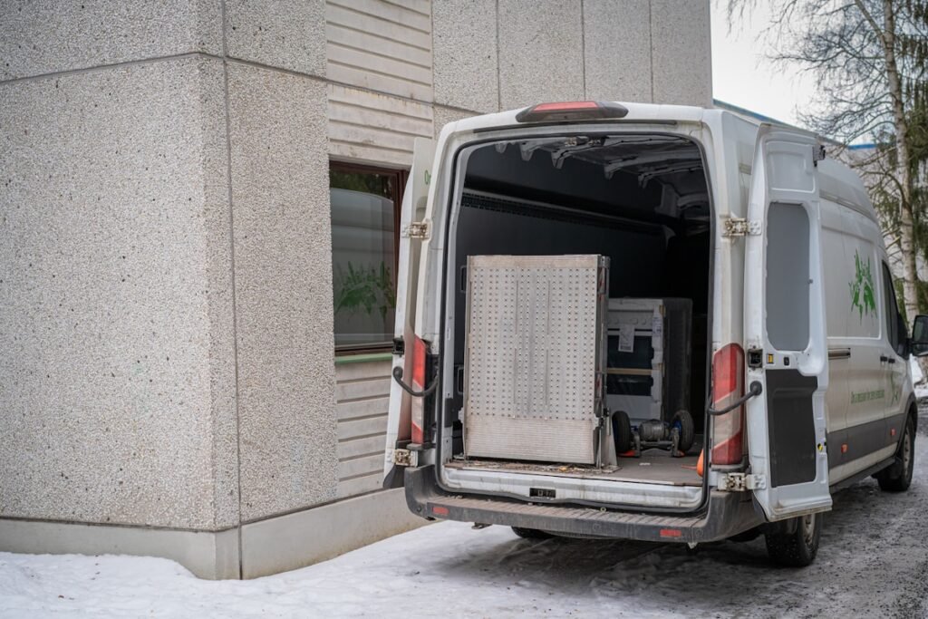 Moving van loaded and ready for a UAE relocation